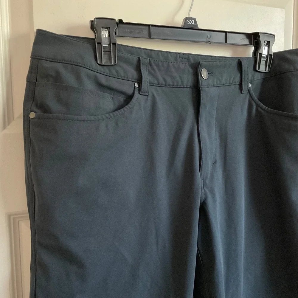 Men's Lululemon Slim Fit Dark Grey ABC Pants - Size 34 Business Casual